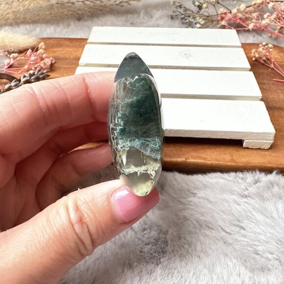 Beautiful Small Moss Agate Star - Picture 6 of 6